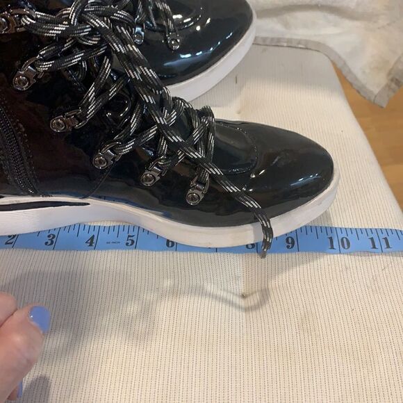 Kenneth Cole Reaction Sneakers HUMALONGS Patent Leather High Top Side Zip, EUC 7 - Picture 11 of 11